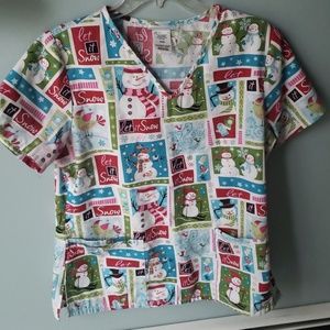NEW LISTING!! Cute small winter scrub top